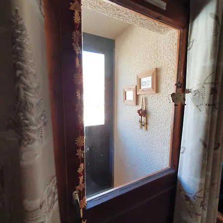 2 Piece Appartement *