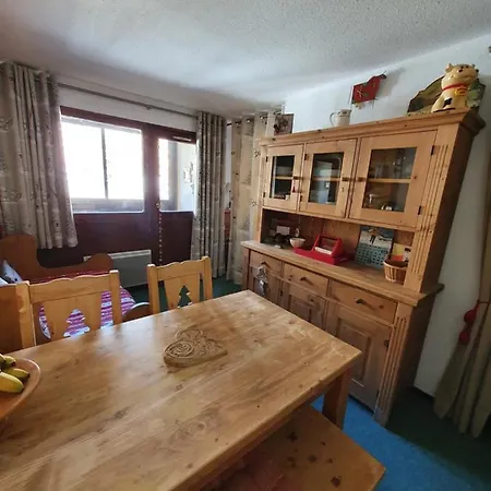 2 Piece Appartement